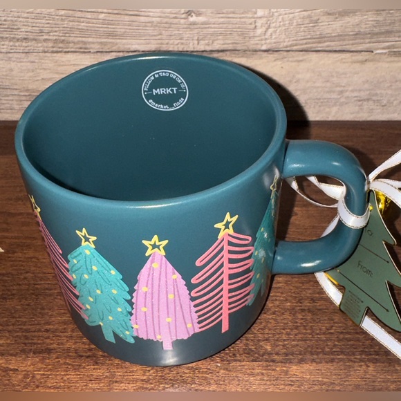 Super Cute  Sparkles ✨ Christmas 🎄 Trees Mug by Market Finds - NEW - Picture 8 of 9